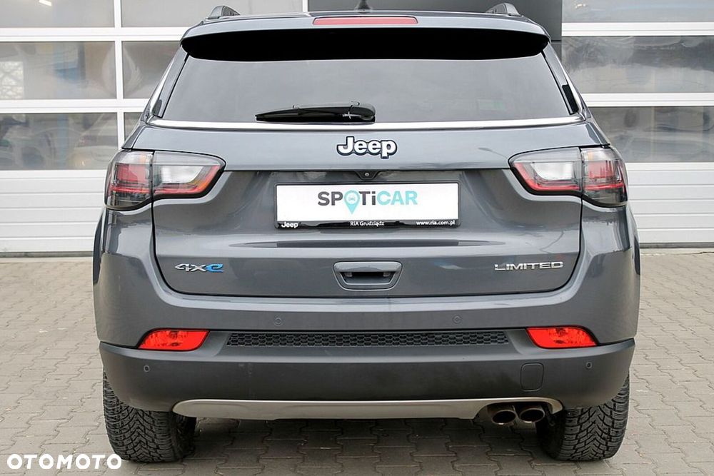 Jeep Compass - 16