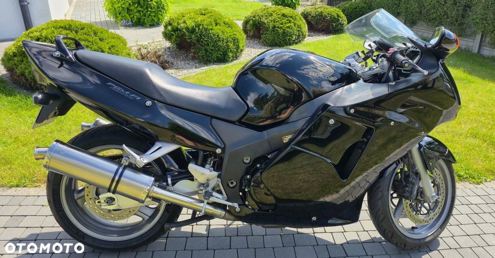 Honda CBR - 7