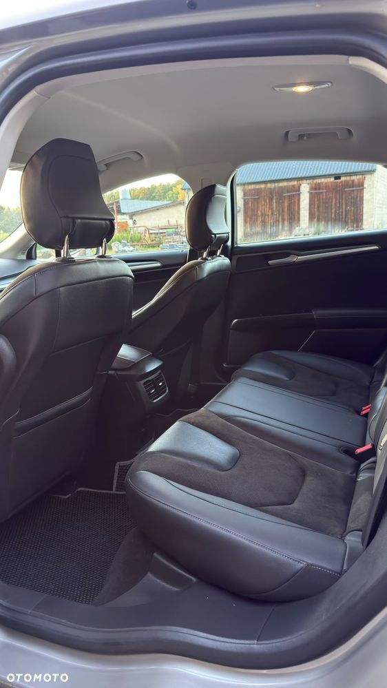 Ford Mondeo 2.0 TDCi STart-Stopp PowerShift-Aut Titanium - 14