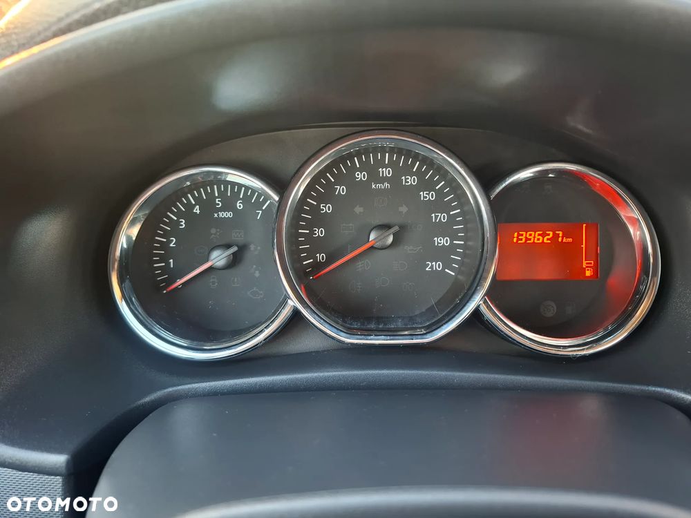 Dacia Sandero TCe 90 LIVE - 12