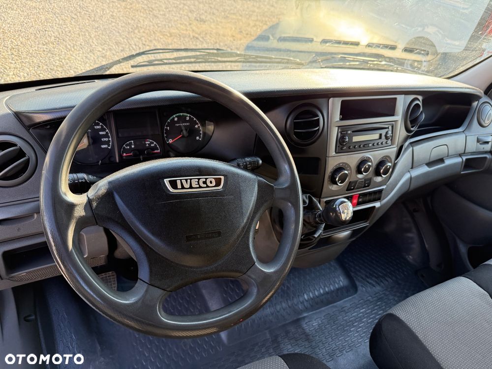 Iveco Daily/Średni/manual/Klima/Hak 3,5T/bdb stan/serwis Iveco Niemcy - 16