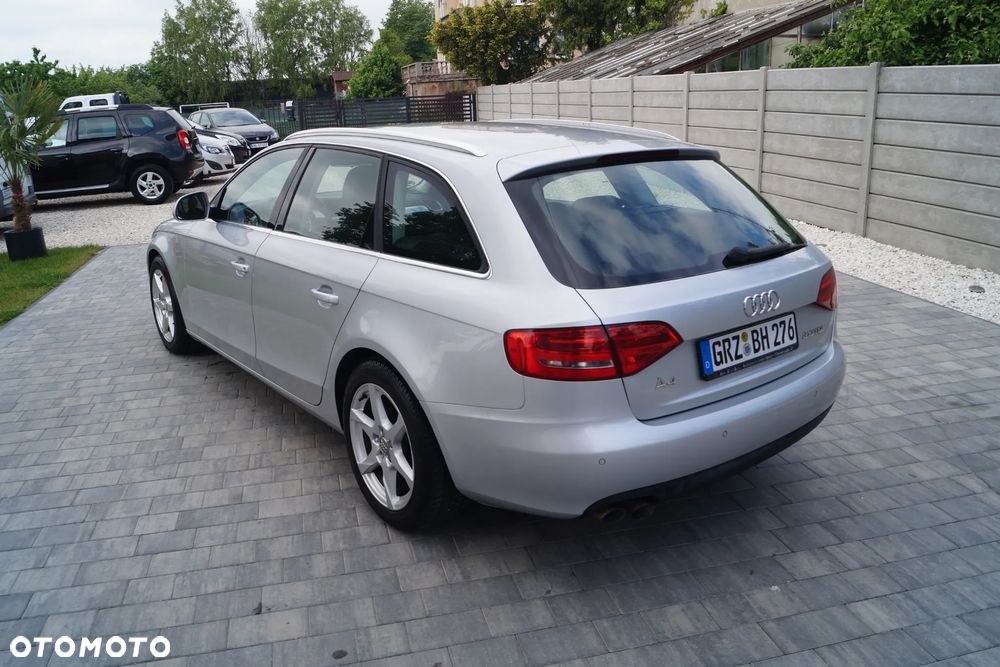 Audi A4 Avant 2.0 TDI DPF Ambition - 2