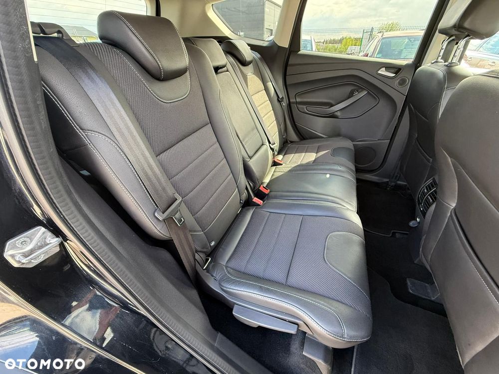 Ford Kuga 1.6 EcoBoost 2x4 Trend - 25