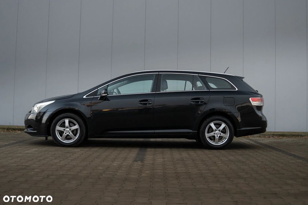 Toyota Avensis 1.8 Multidrive Business Edition - 6