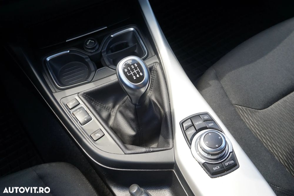BMW Seria 1 118d Urban Line - 19