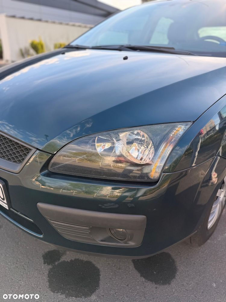 Ford Focus 1.6 16V Trend - 17