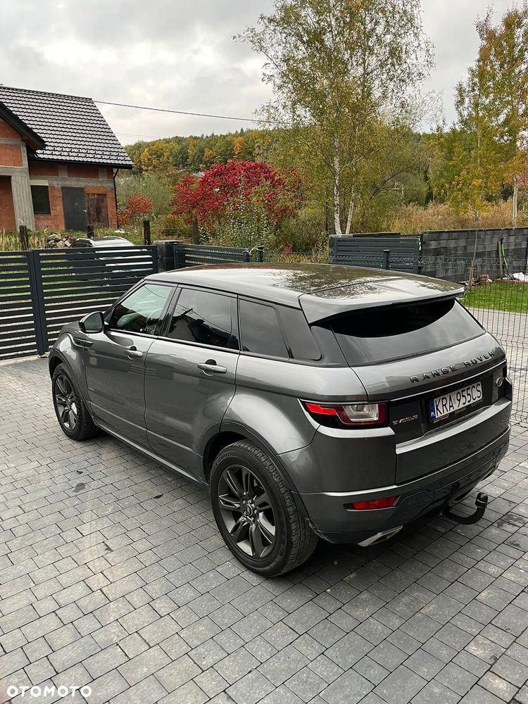 Land Rover Range Rover Evoque 2.0 D180 mHEV R-Dynamic SE - 29