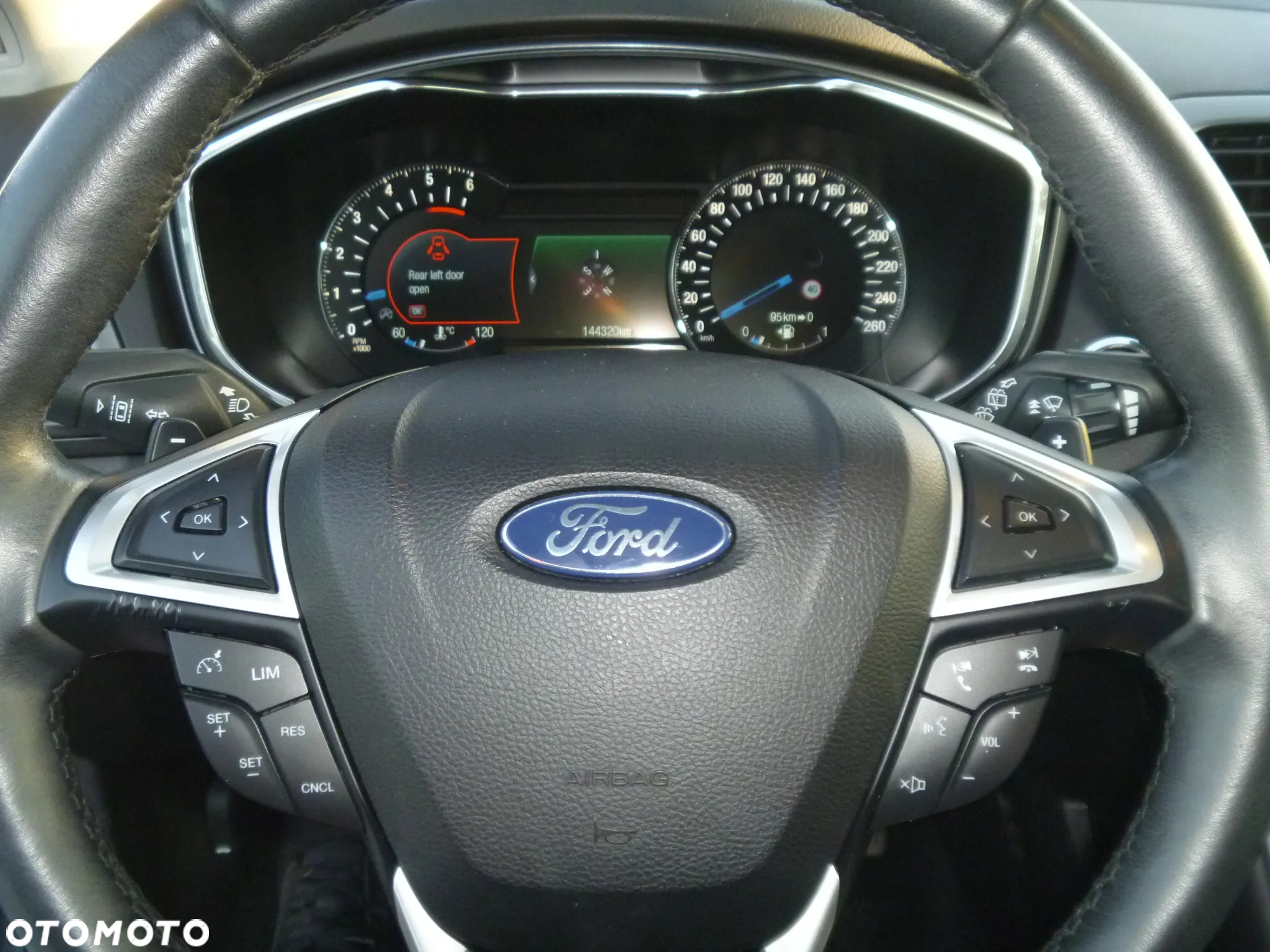 Ford Mondeo 2.0 TDCi Titanium PowerShift - 23