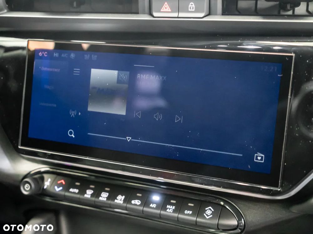 Alfa Romeo Junior 1.2 mHEV Ibrida Speciale eDCT - 33