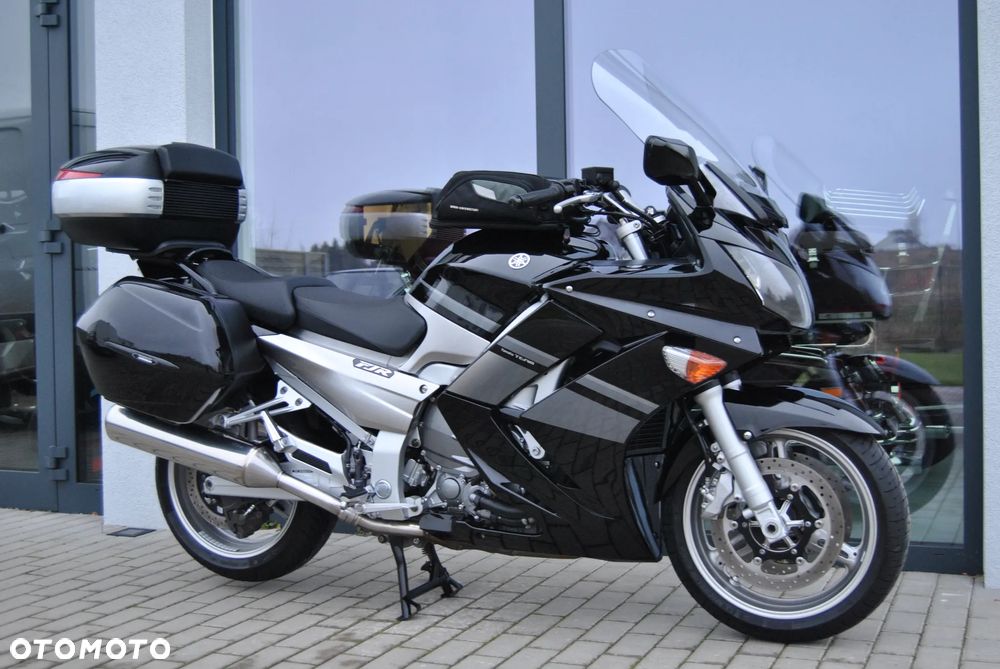 Yamaha FJR - 4