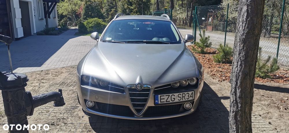 Alfa Romeo 159 - 2