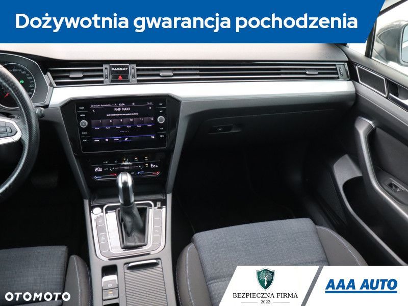 Volkswagen Passat Variant - 10