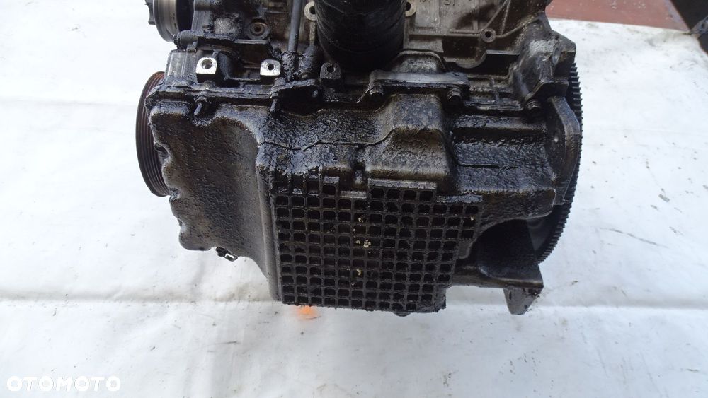 Silnik Słupek 3.0 V6 Mazda Tribute Ford Maverick Escape AJ09 - 11