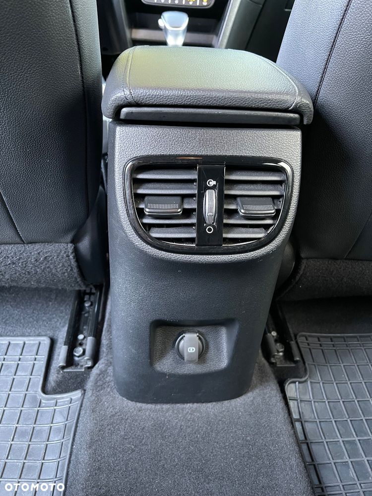 Kia Ceed 1.5 T-GDI L Business Line DCT - 23