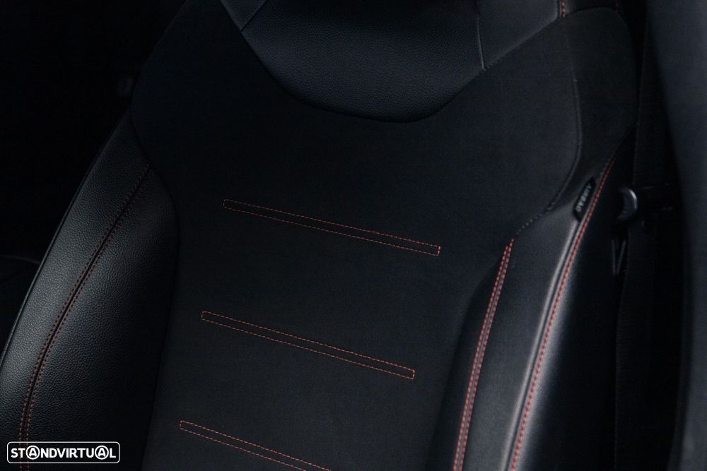 Mercedes-Benz CLA 250 e Shooting Brake AMG Line - 20