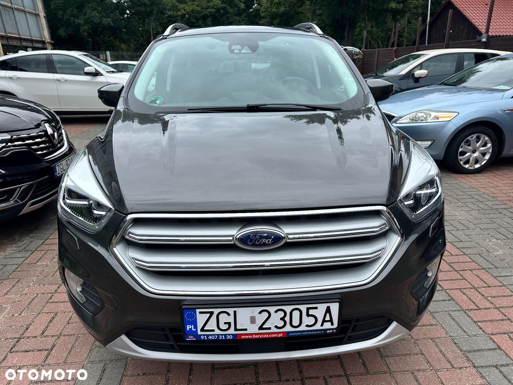Ford Kuga 1.5 EcoBoost 2x4 Titanium - 3