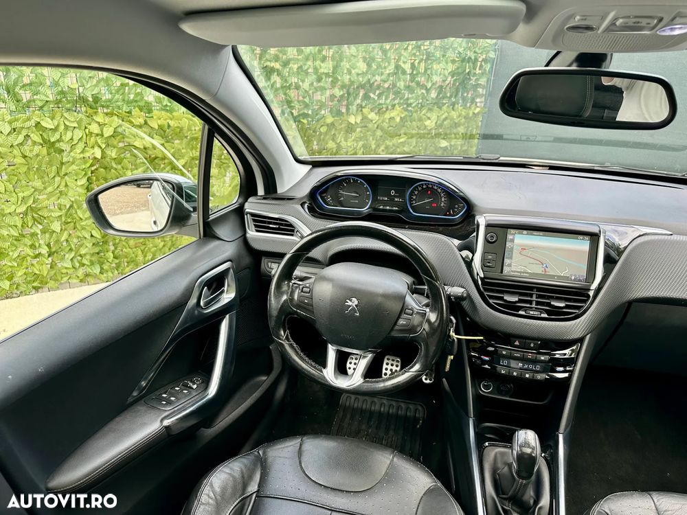 Peugeot 2008 - 10