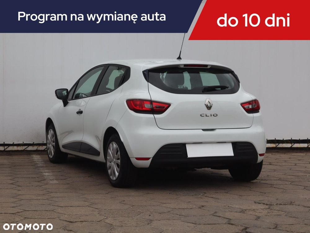 Renault Clio - 6