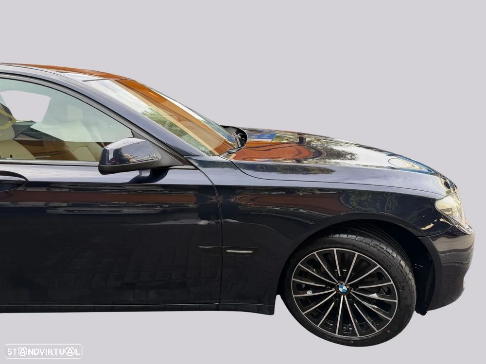 BMW 740 - 8