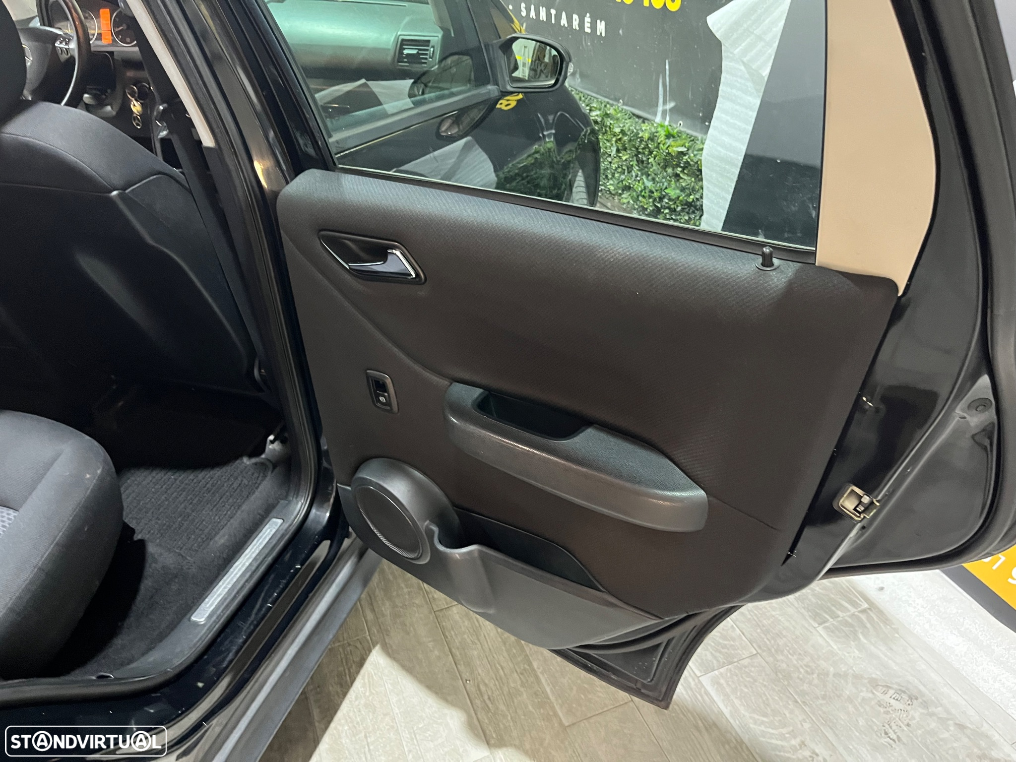 Mercedes-Benz A 150 Avantgarde Automatic - 13