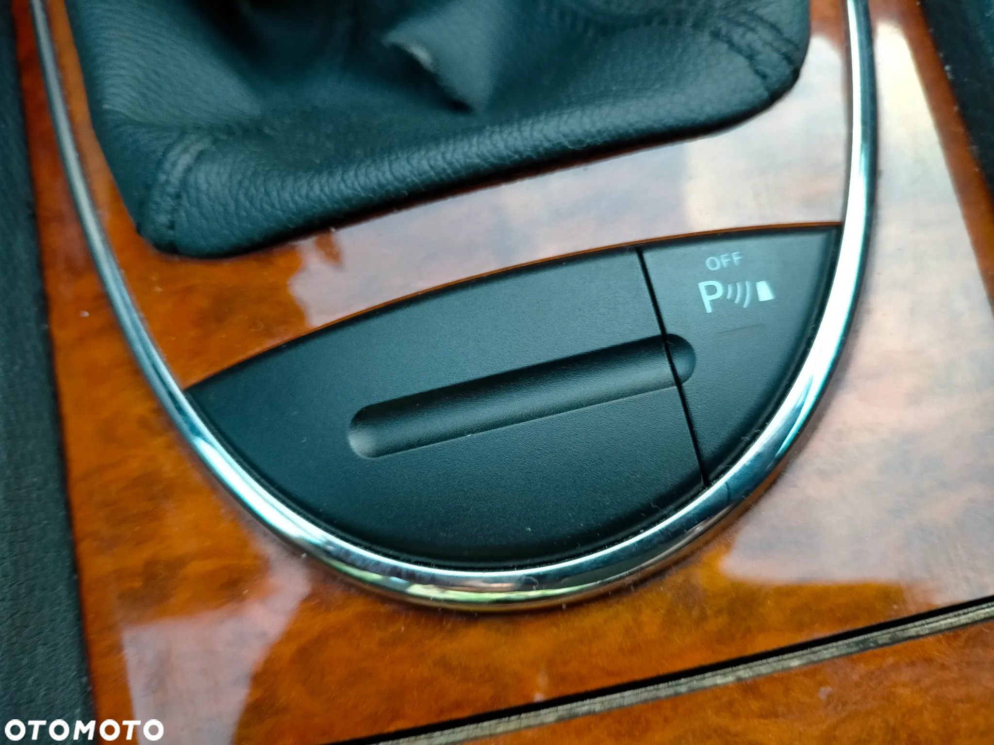 Mercedes-Benz Klasa E 220 T CDI Elegance DPF - 17