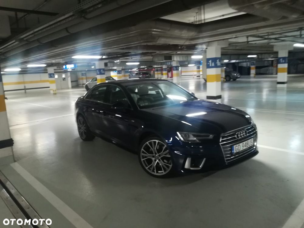 Audi A4 Limousine 35 TFSI mHEV S Line S tronic - 1