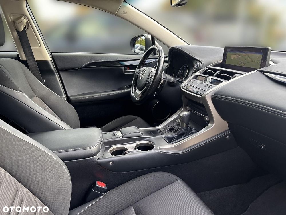 Lexus NX 300h Elegance AWD - 19