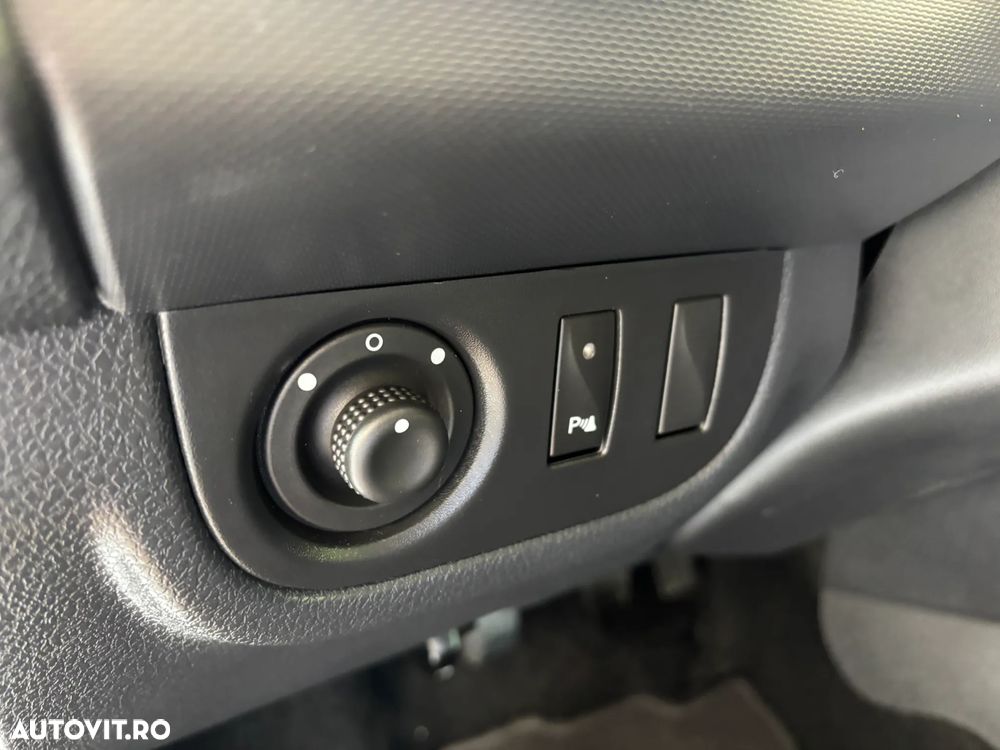 Dacia Sandero TCe 100 Comfort - 28