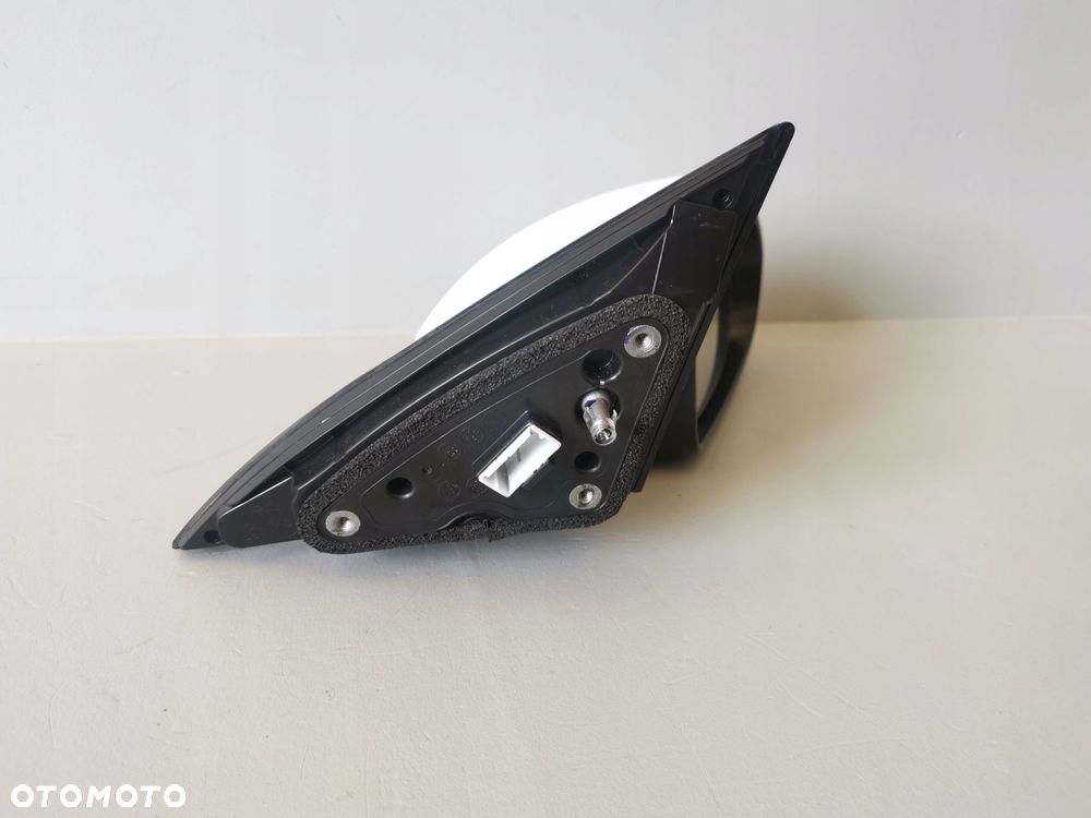 KIA X-CEED PROCEED CEED III LIFT 23 LUSTERKO PRAWE 10 PIN HW - 7