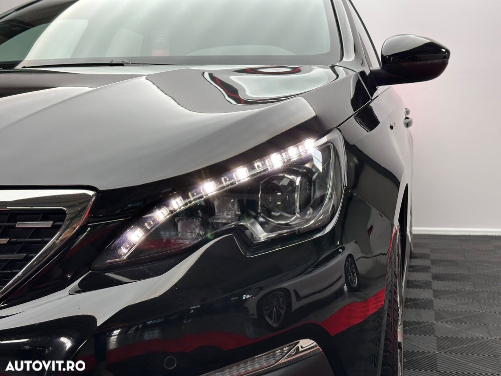 Peugeot 308 PureTech 130 EAT6 Stop & Start GT-Line Edition - 37