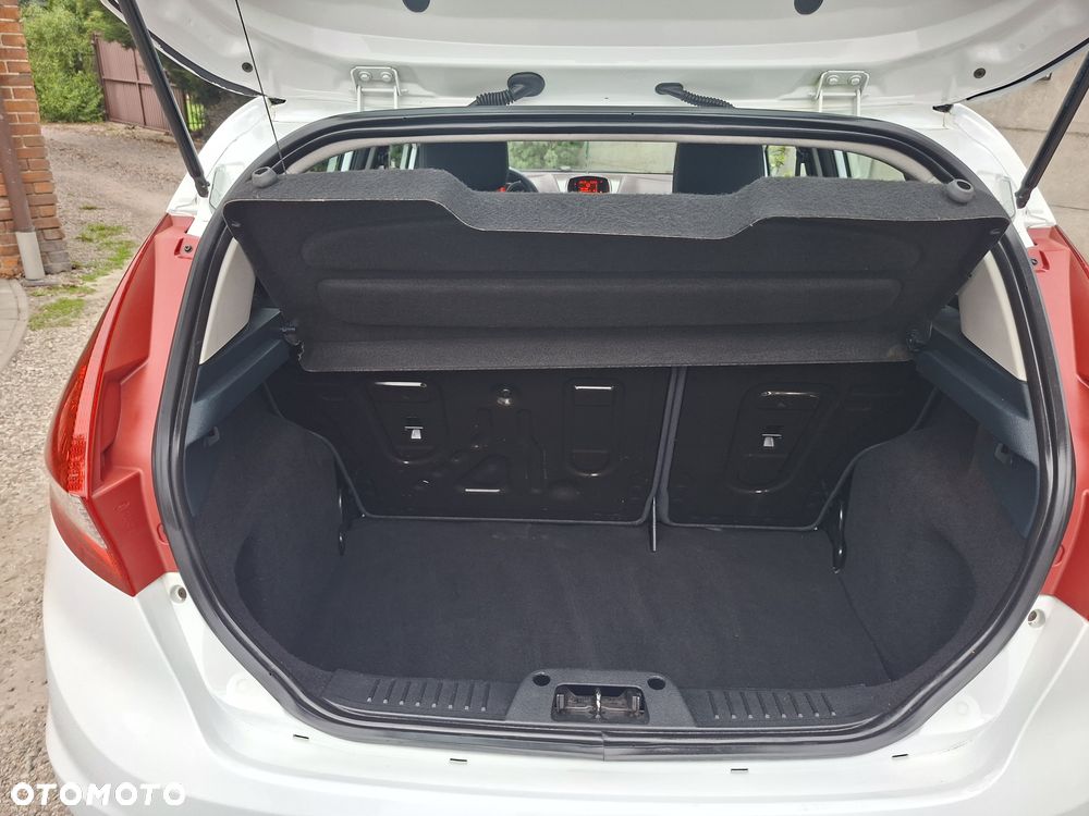 Ford Fiesta 1.25 Titanium - 19