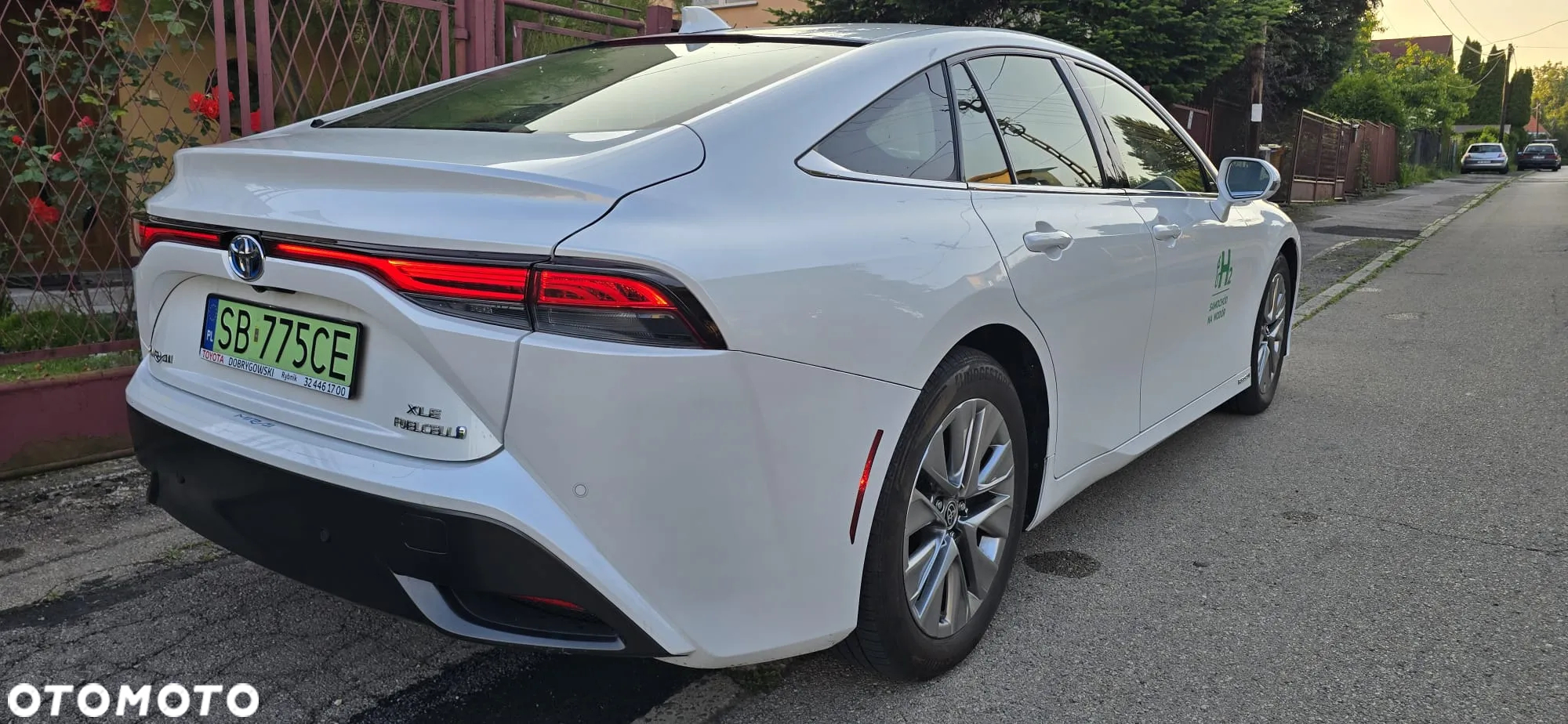 Toyota Mirai Standard - 19