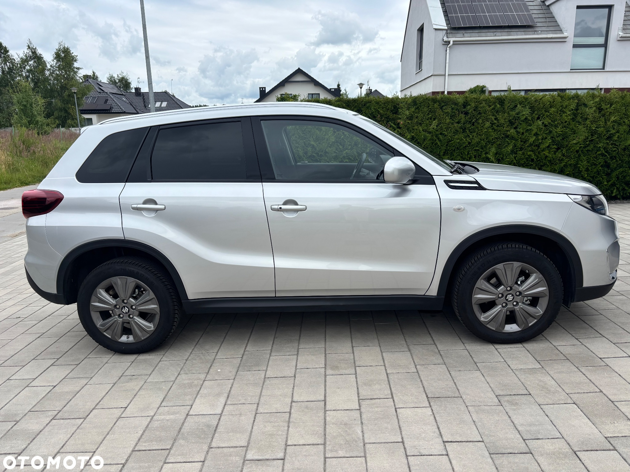 Suzuki Vitara 1.5 Strong Hybrid Premium 2WD AGS - 13