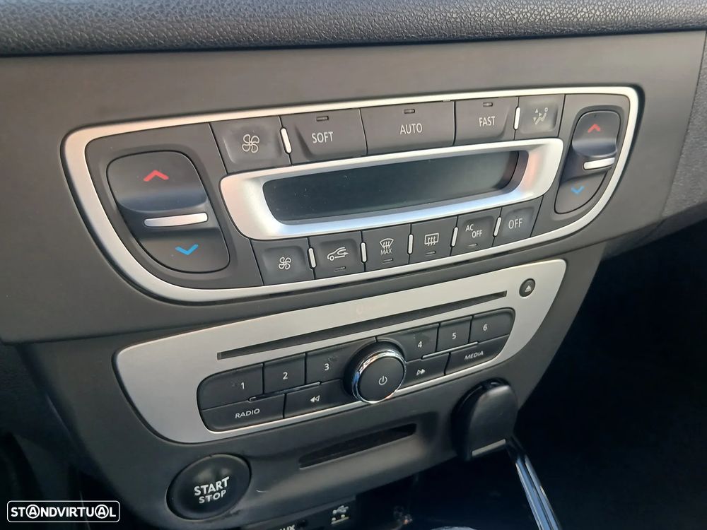 Renault Mégane Sport Tourer 1.5 dCi Bose Edtion CO2 Champion - 28