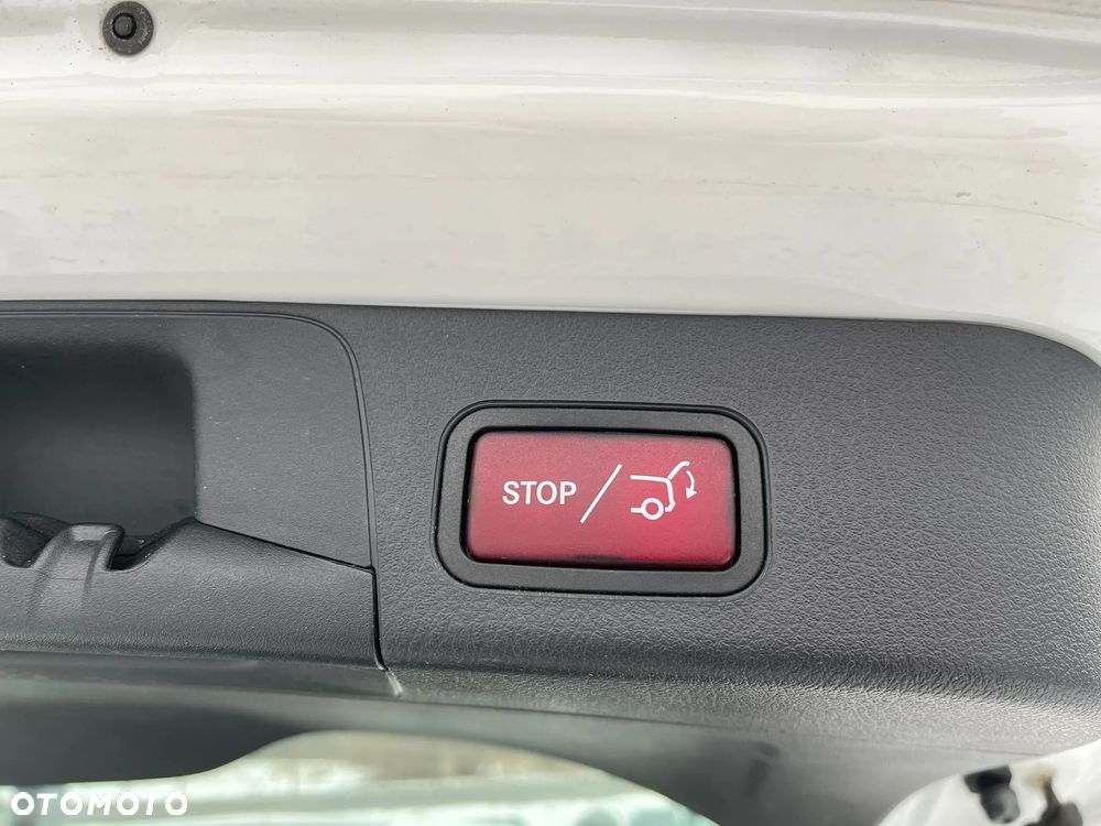 Mercedes-Benz EQB 250 70.5kWh Progressive 7os - 29