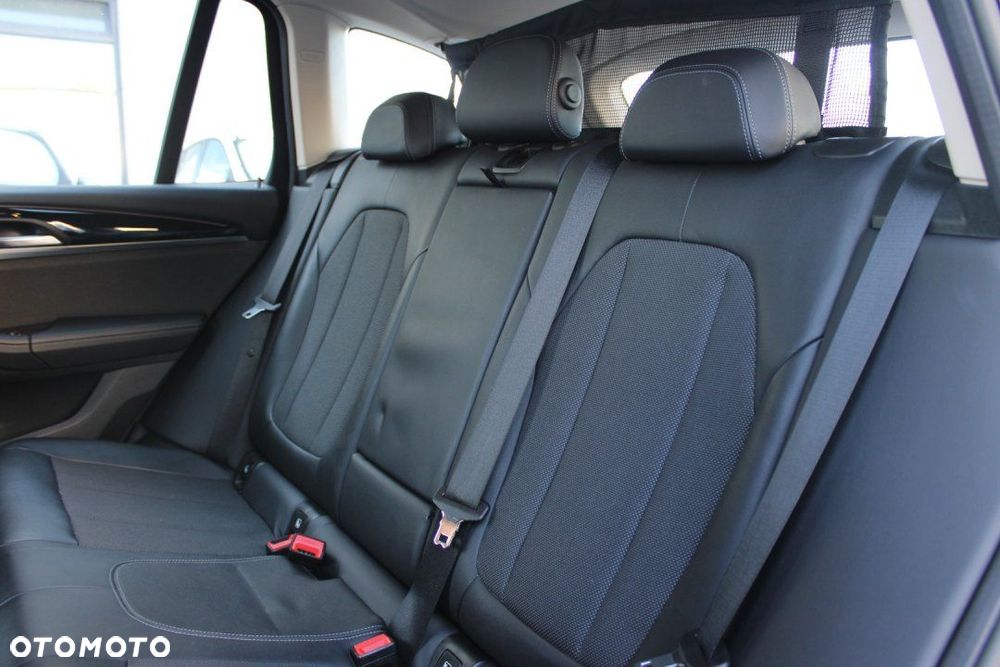 BMW X3 - 21
