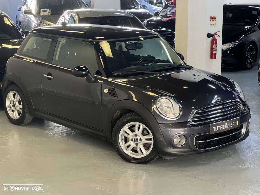 MINI 3 Portas Cooper D - 22