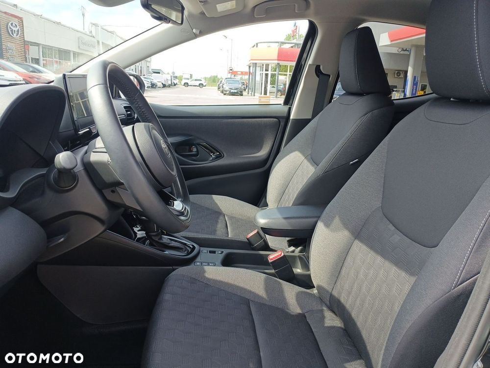 Toyota Yaris - 15