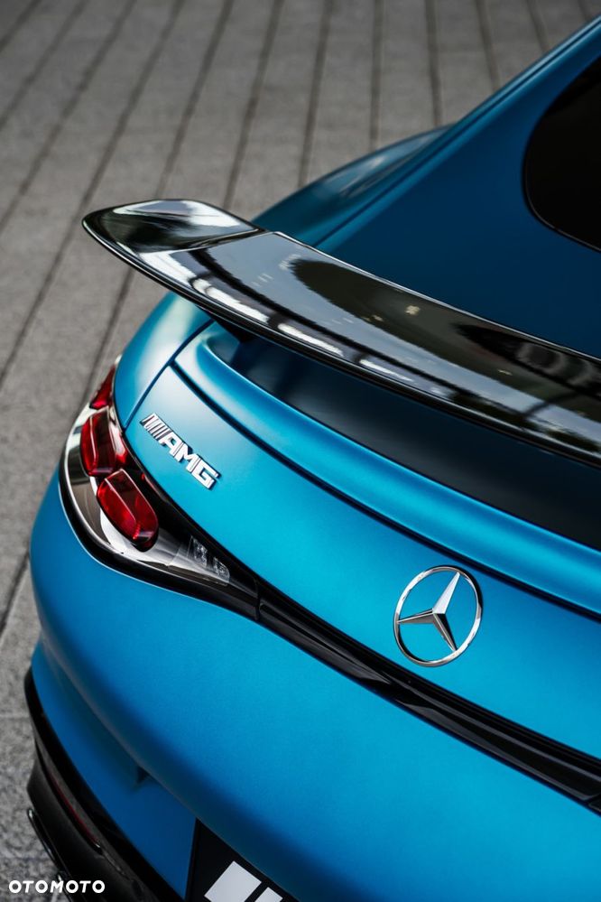 Mercedes-Benz AMG GT - 15