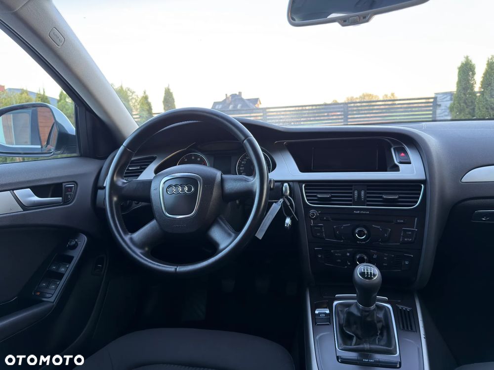 Audi A4 Limousine 1.8 TFSI Limited Edition - 34