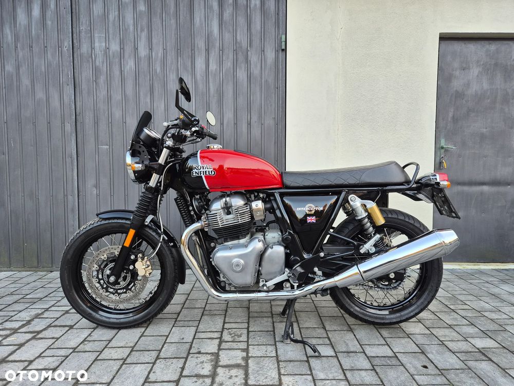 Royal Enfield Interceptor - 1