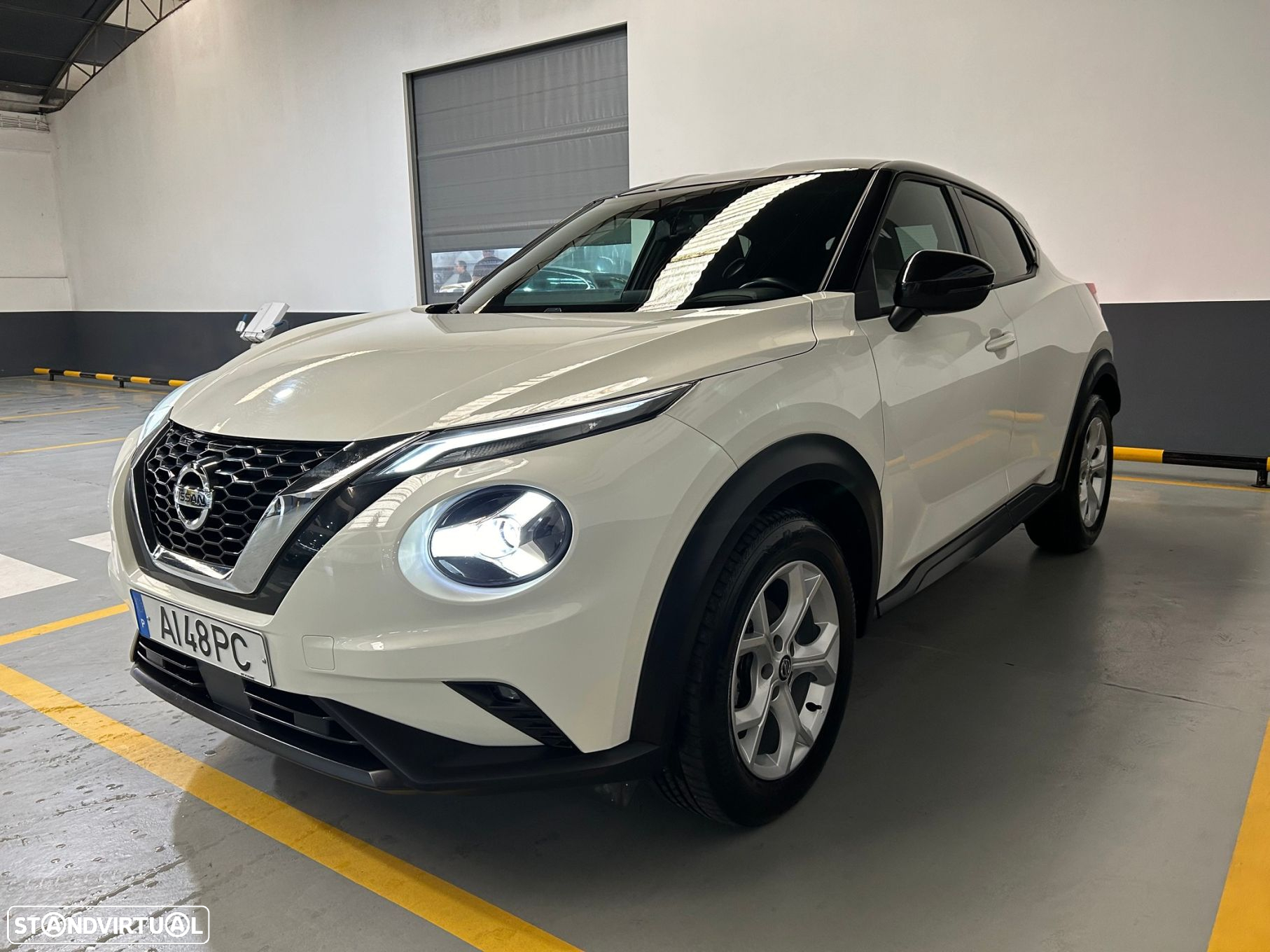 Nissan Juke 1.0 DIG-T N-Connecta - 4