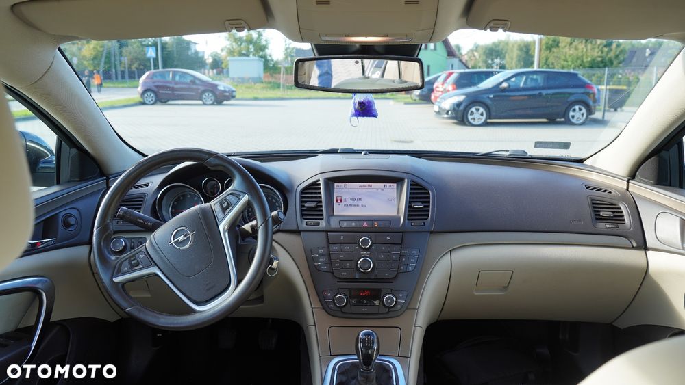 Opel Insignia 1.8 - 16