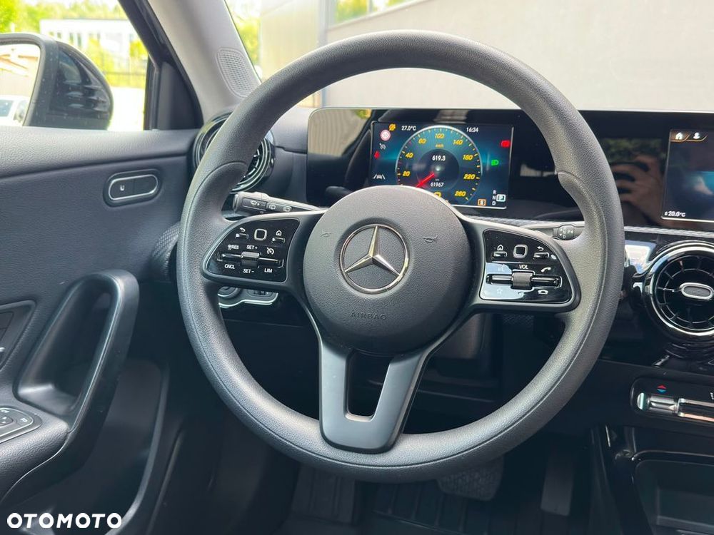 Mercedes-Benz Klasa A 200 d Style 8G-DCT - 12