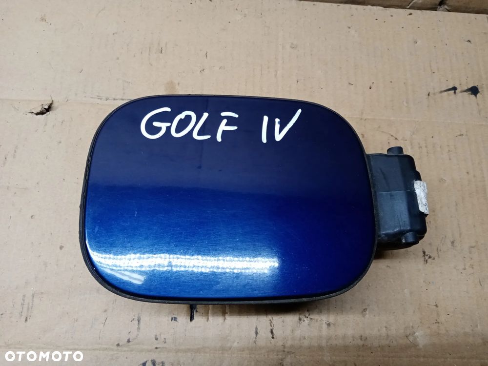 Klapka wlewu paliwa VW Golf IV 4 Kombi 1J0809857E - 1