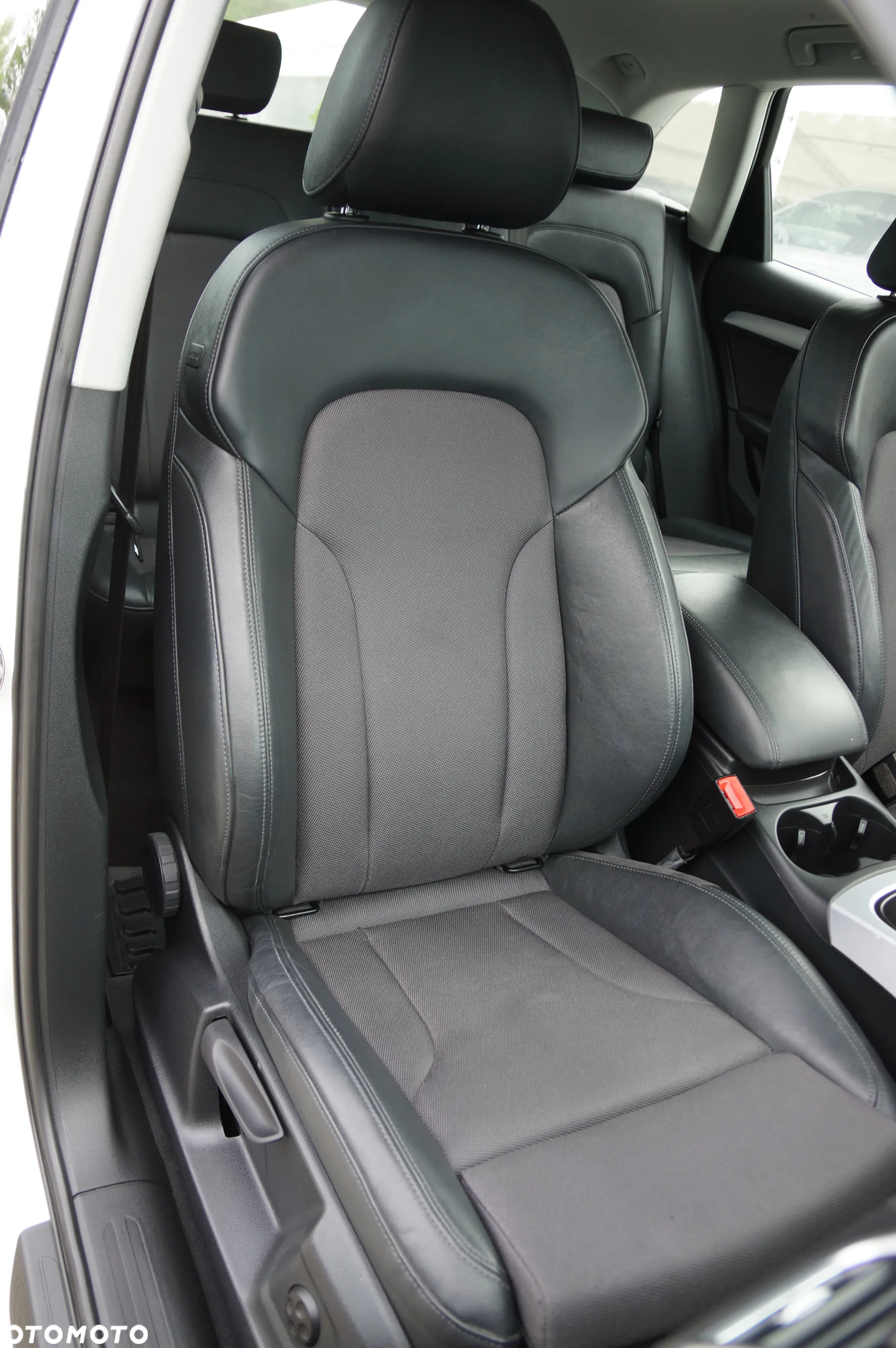 Audi Q5 2.0 TDI quattro - 26