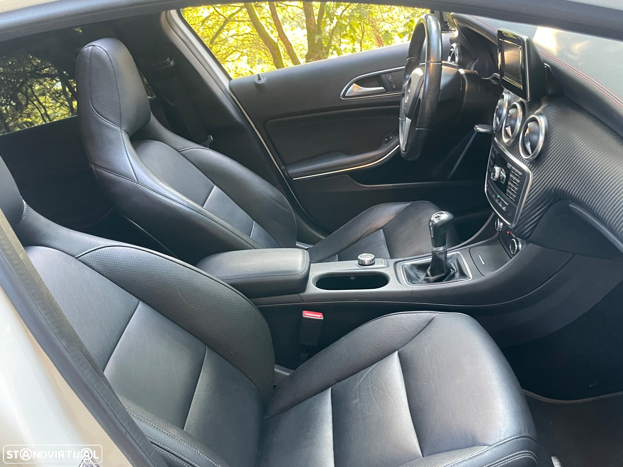 Mercedes-Benz A 180 CDI BlueEFFICIENCY Edition - 17