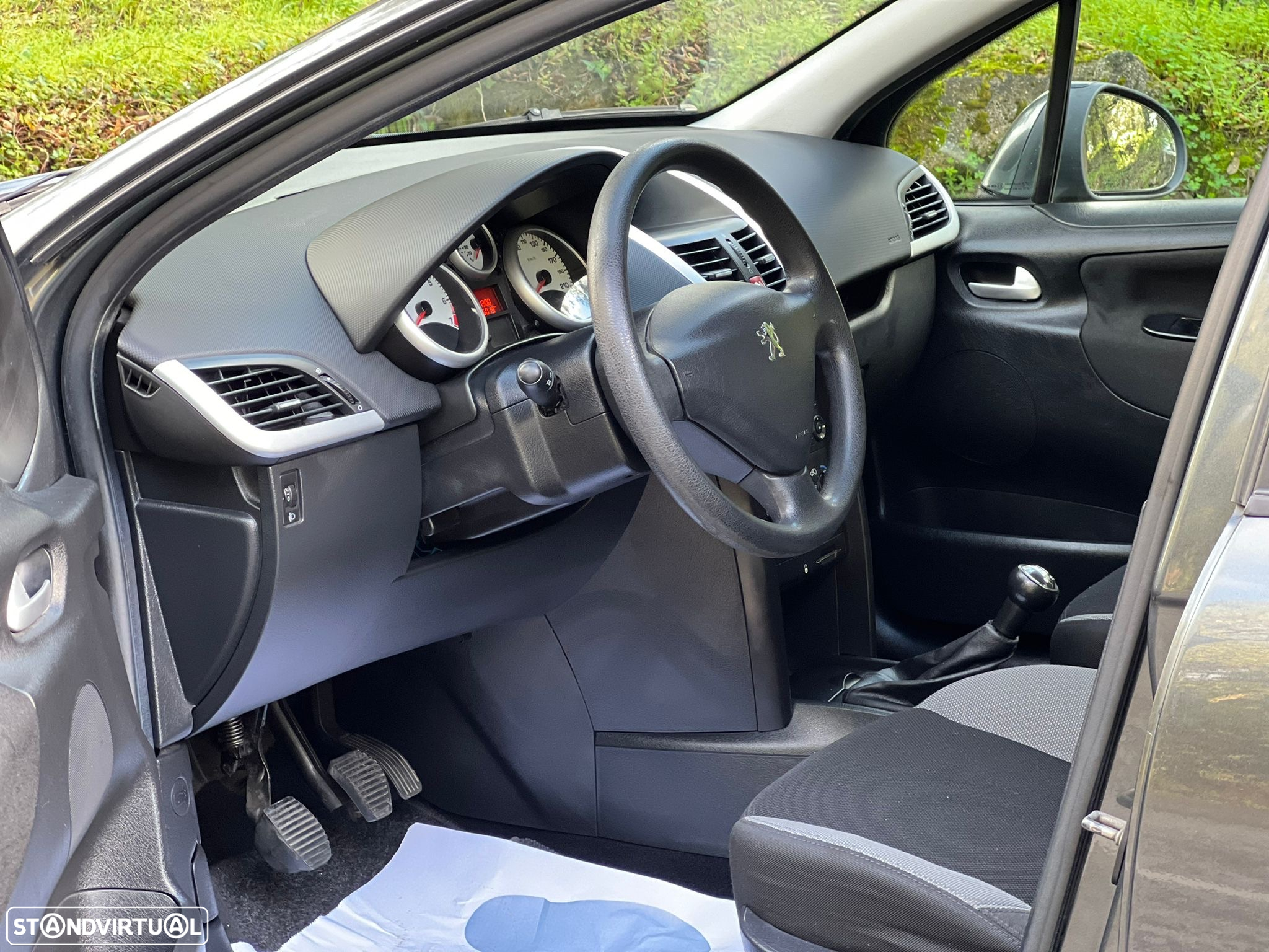 Peugeot 207 SW 1.4 Trendy - 7