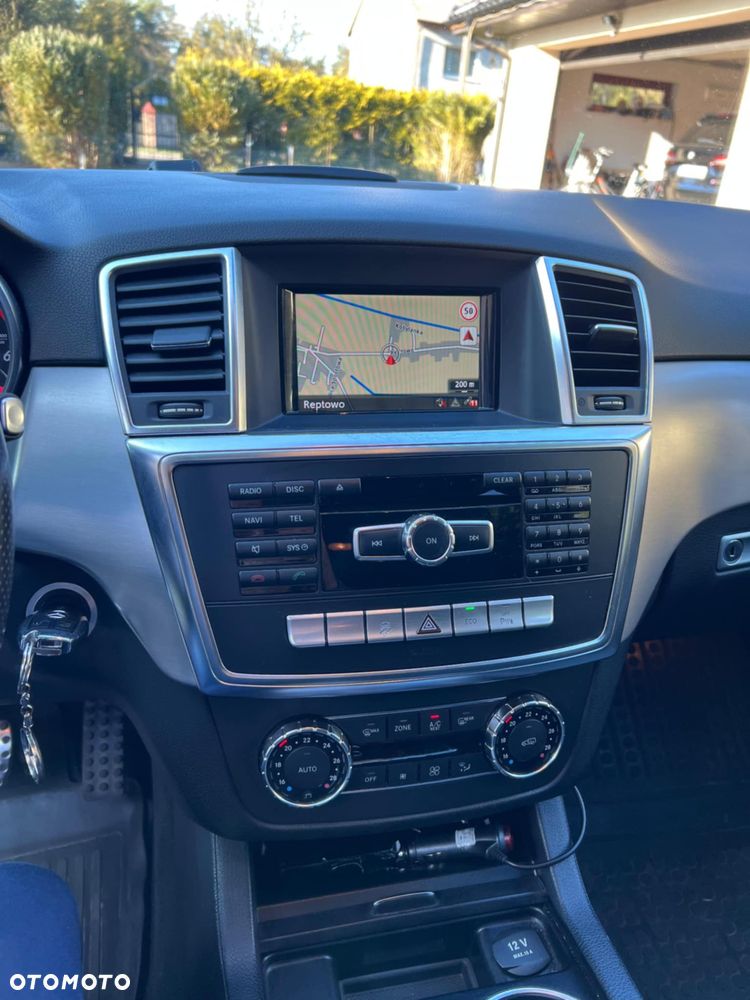 Mercedes-Benz ML - 9