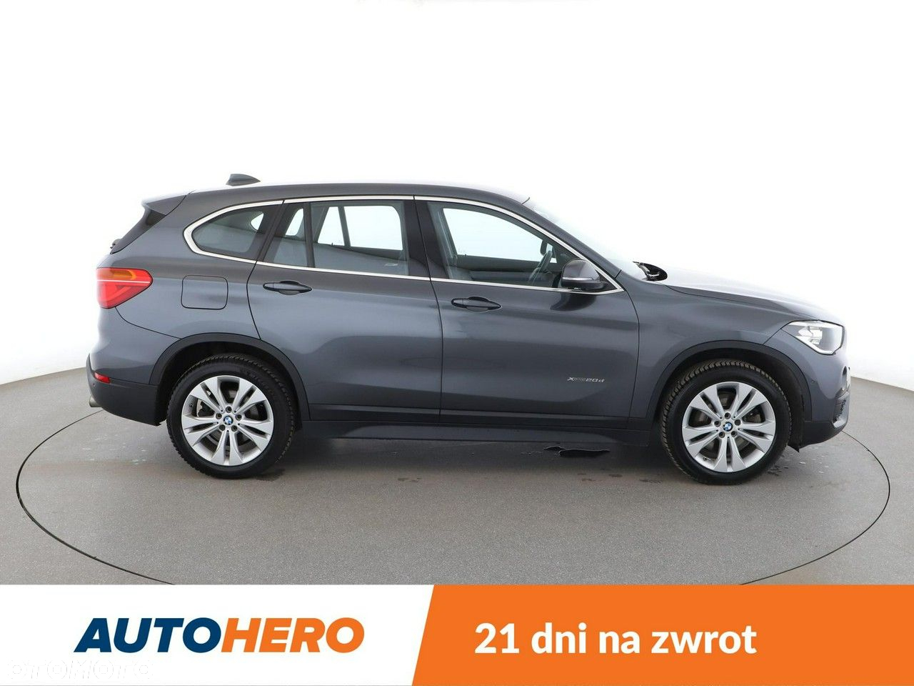 BMW X1 xDrive20d Advantage - 9